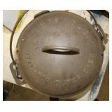 VIEW 2 CLOSEUP ORIG. GRISWOLD LID