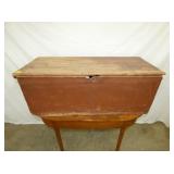 PRIM. BLANKET BOX W/ OLD RED PAINT