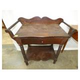 COTTAGE WASHSTAND W/ TOWL RACKS