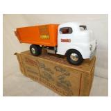 VIEW 2 CLOSEUP W/BOX