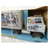 VIEW 3 ERTL W/ ORIG. BOX