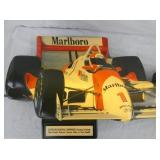 VIEW 2 CLOSEUP 32X19