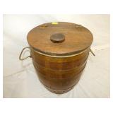 VIEW 2 CLOSEUP W/ LID