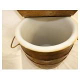 VIEW 3 INSIDE 4G. COOLER