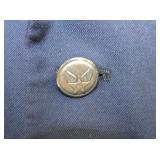 VIEW 3 CLOSE UP BOTTONS