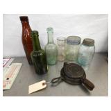 EARLY BOTTLES/SIMMONS MINI SKILLET