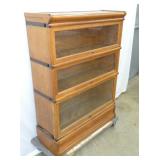 VIEW 3 LEFTSIDE 3 STACK OAK BOOKCASE