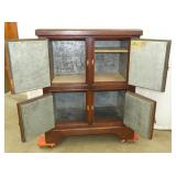 VIEW 3 INSIDE VIEW ICE BOX