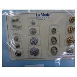 BOOK OF BUTTON/NEEDLE/THREAD SEWING CARD