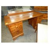 VIEW 2 CLOSE UP VANITY