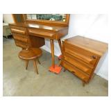 VIEW 3 CLOSE UP NIGHTSTAND