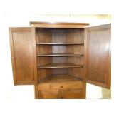 VIEW 4 HAND CHAMPERED DOOR PANELS