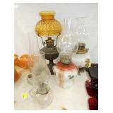 SEVERAL VICTORIAN OIL LAMPS