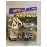 VIEW 2 CLOSEUP JOHHNNY LIGHTNING