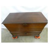 VIEW 3 EARLY 1 BOARD TOP, 3 DRAWERS