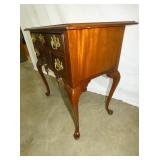 VIEW 3 SIDE TABLE W/ QUEEN ANN LEGS