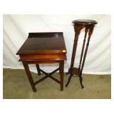 MAH. AMERICAN DREW DESK, FERN STAND