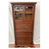 UNUSUAL OAK BOOKCASE 25X64
