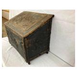 VIEW 5 SIDE VIEW EARLY 24X24 BOX