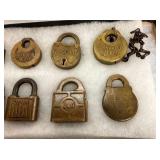 VIEW 3 NICE COLLECTION EARLY LOCKS