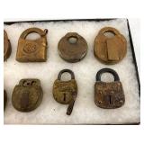 VIEW 3 NICE COLLECTION EARLY LOCKS