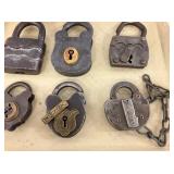VIEW 3 NICE COLLECTION EARLY LOCKS