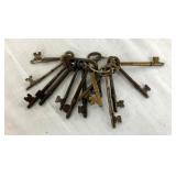 LOT OF EARLY SKELTON KEYS