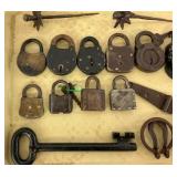 VIEW 2 CLOSEUP EARLY LOCK COLLECTION