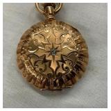 VIEW 2 SOLID GOLD FANCY CASE W/DIAMOND