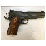 VIEW 3 W/ CHECKERD WOODEN GRIPS 