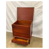 CHEST W/ DRAWER