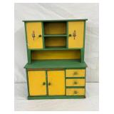 CHILDS EARLY CUPBOARD