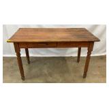 OAK TABLE W/ DRAWER