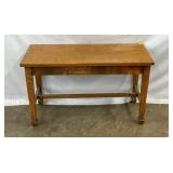 OAK BENCH W/ FLIP TOP