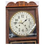 VIEW 4 CLOSEUP REGULATOR CALENDAR CLOCK