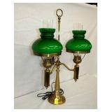 VIEW 4 DOUBLE BRASS STUDENT LAMP