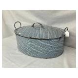 VIEW 2 CLOSEUP W/ ORIG. LID