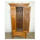 INSIDE VIEW OAK WARDROBE