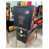 BACKVIEW PINBALL MACHINE