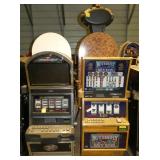 4 SLOT MACHINES