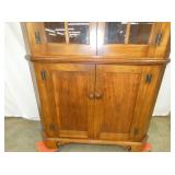 BOTTOM W/ DOUBLE DOORS