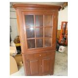 9 PANE CORNER CUPBOARD
