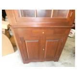 BOTTOM VIEW W/ DOUBLE DOORS