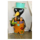 CLOSEUP IRON YARD ART