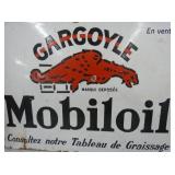 CLOSEUP MOBILOIL FLANGE