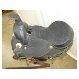 CLOSEUP WESTERN SADDLE