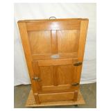 OAK SANITARY ICE BOX