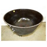 FOOTED CAST STEW POT