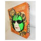 CLOSEUP CHILDS COSTUME