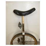 CLOSEUP SCHWINN UNICYCLE